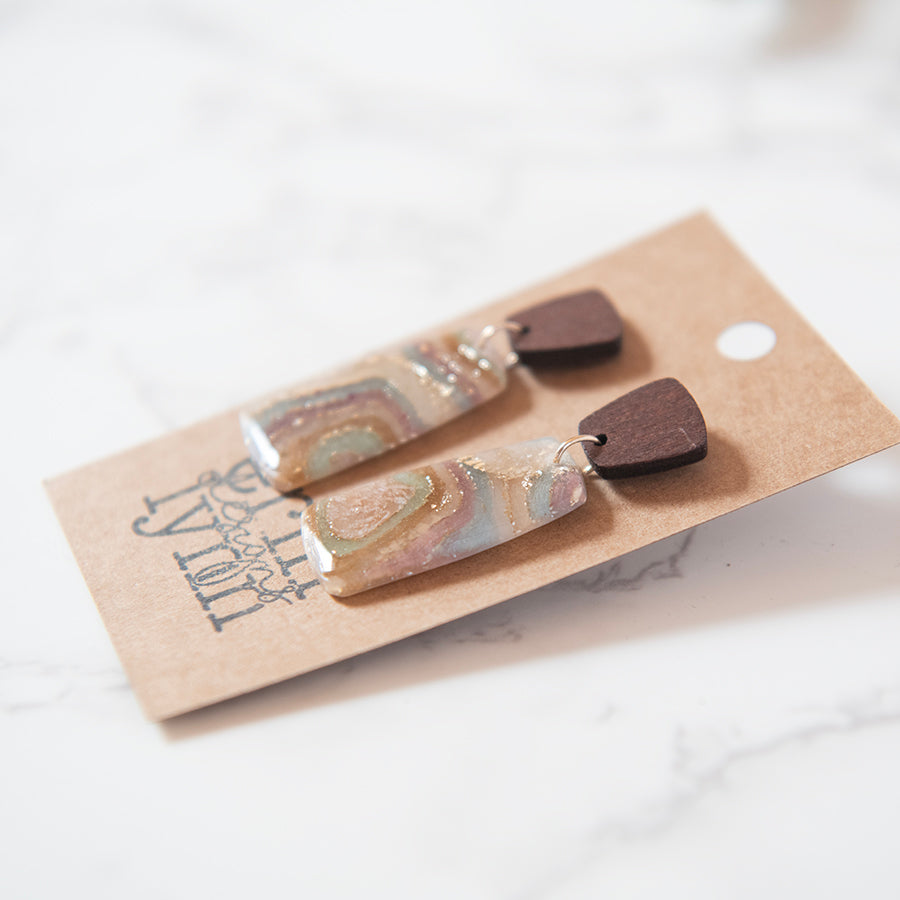 Ashley | Earth and Stone